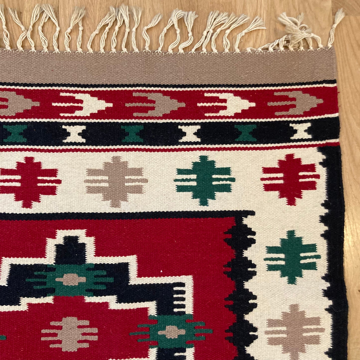 Vintage Rug, 2' 11 x 5' 9 Red