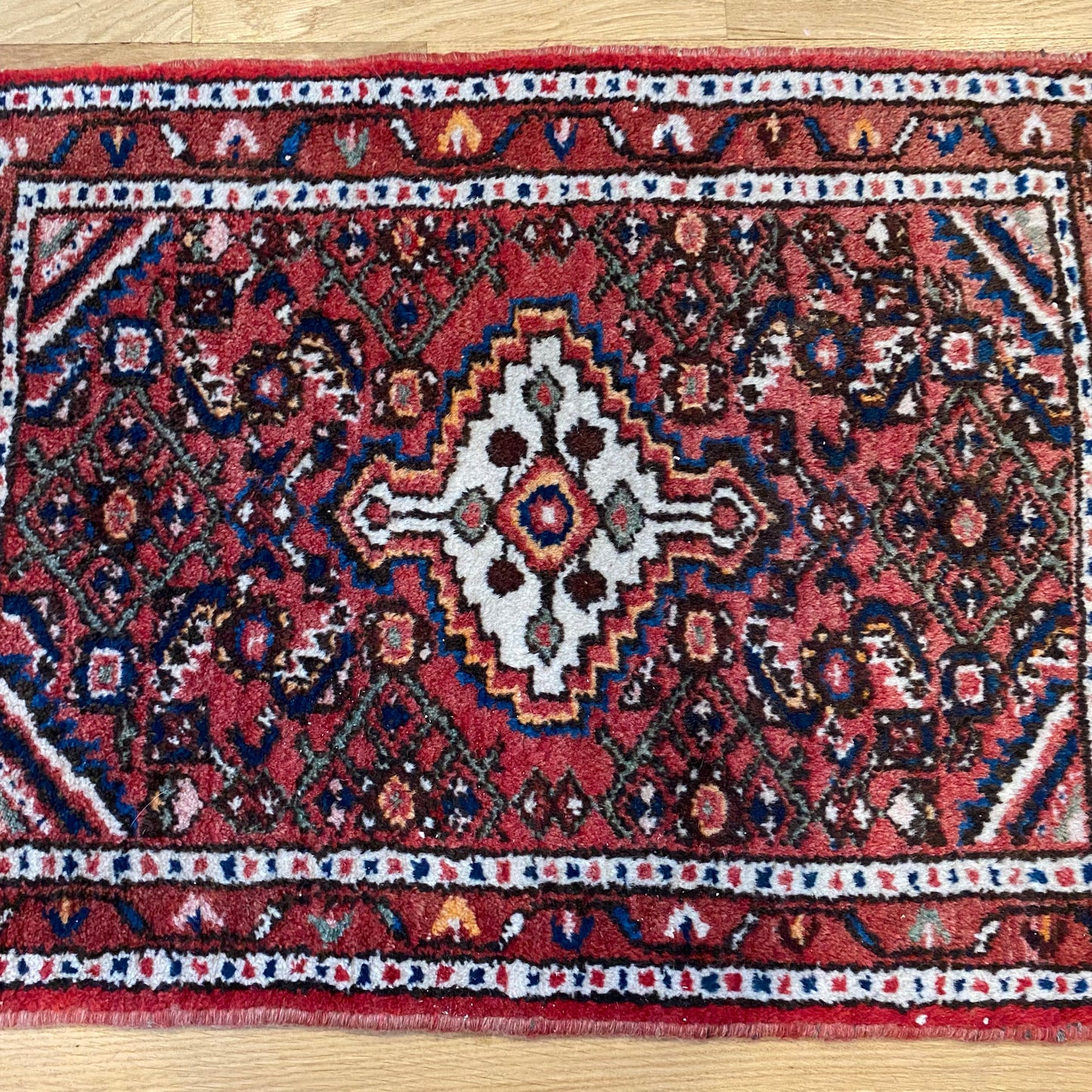 Vintage Rug, 1' 11 x 2' 6 Red