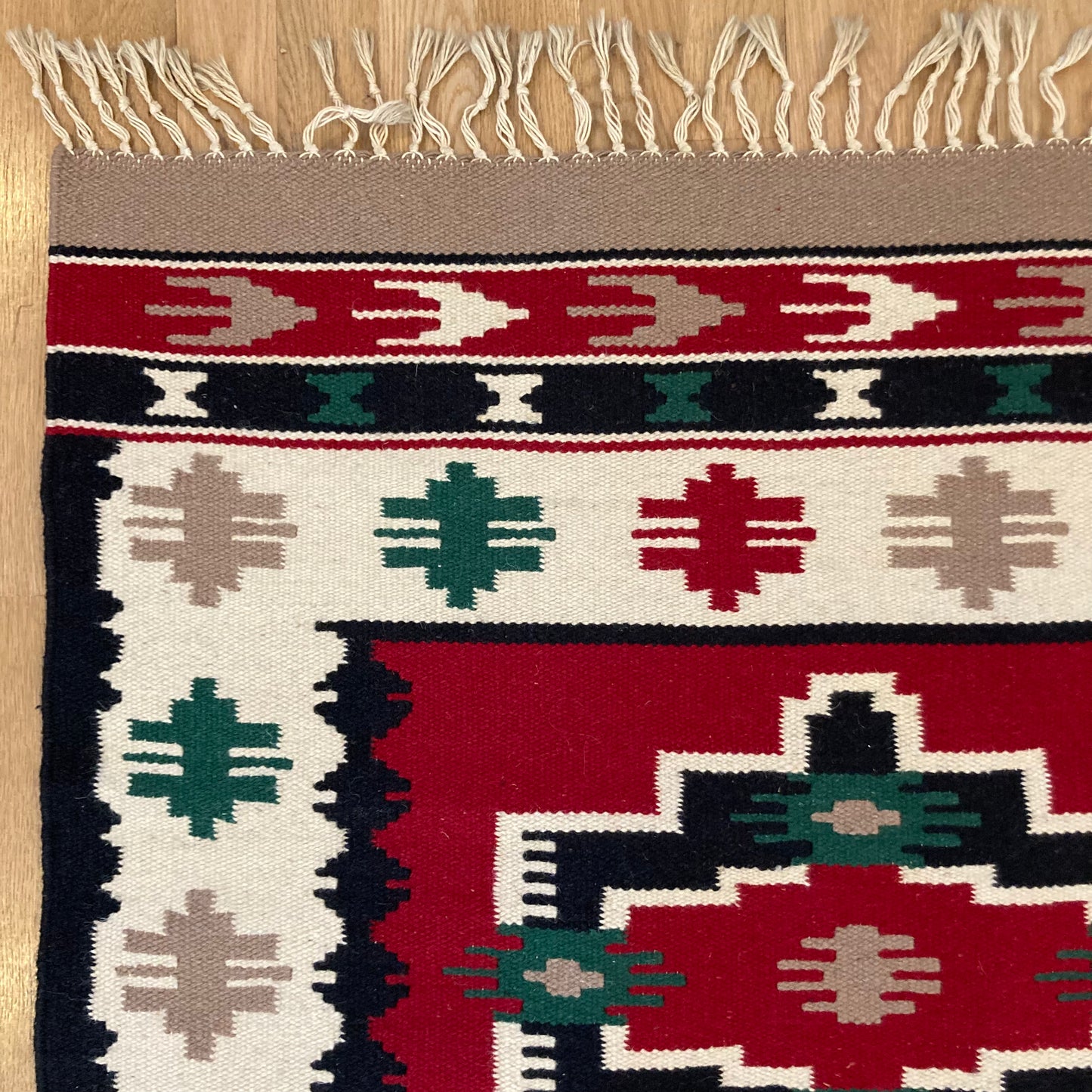 Vintage Rug, 2' 11 x 5' 9 Red