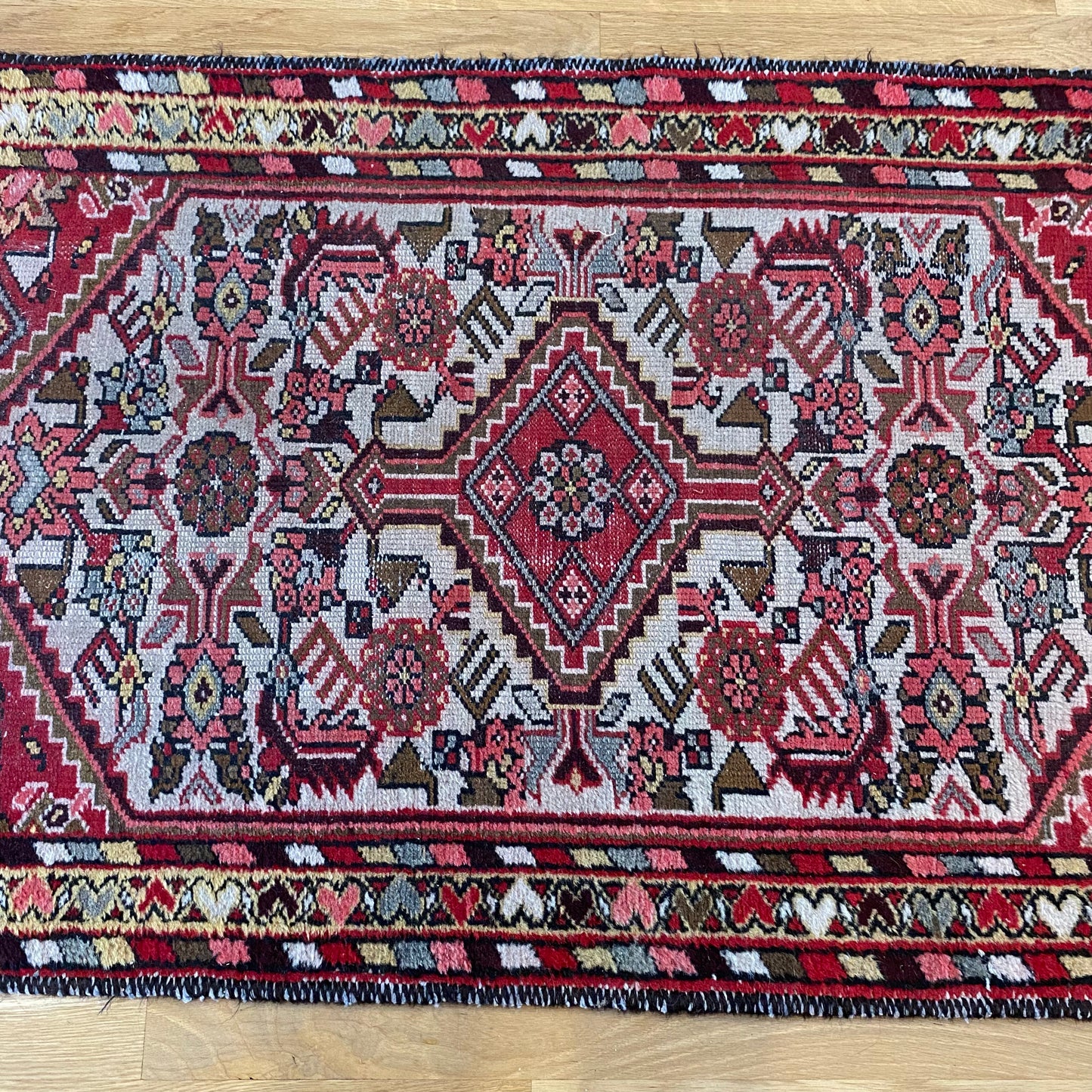 Vintage Rug, 2' 6 x 4' 1 White