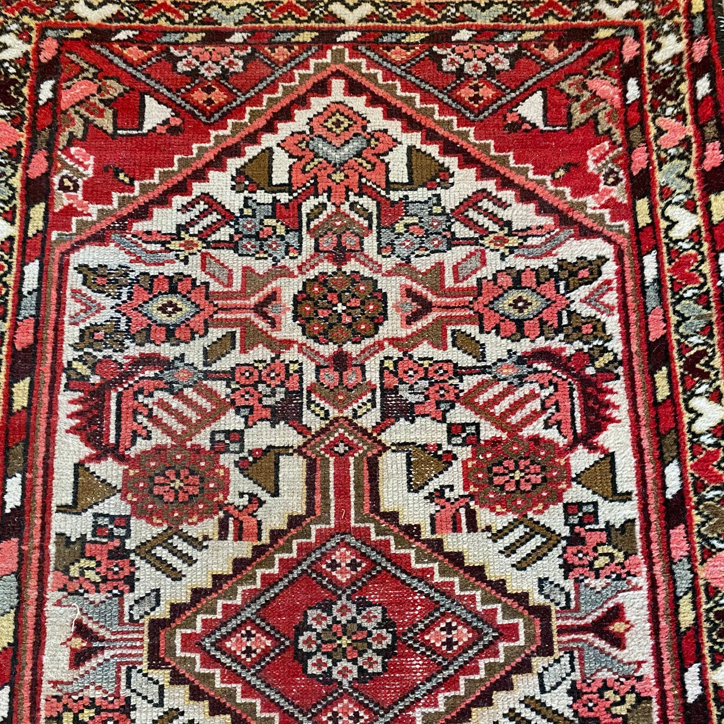 Vintage Rug, 2' 6 x 4' 1 White