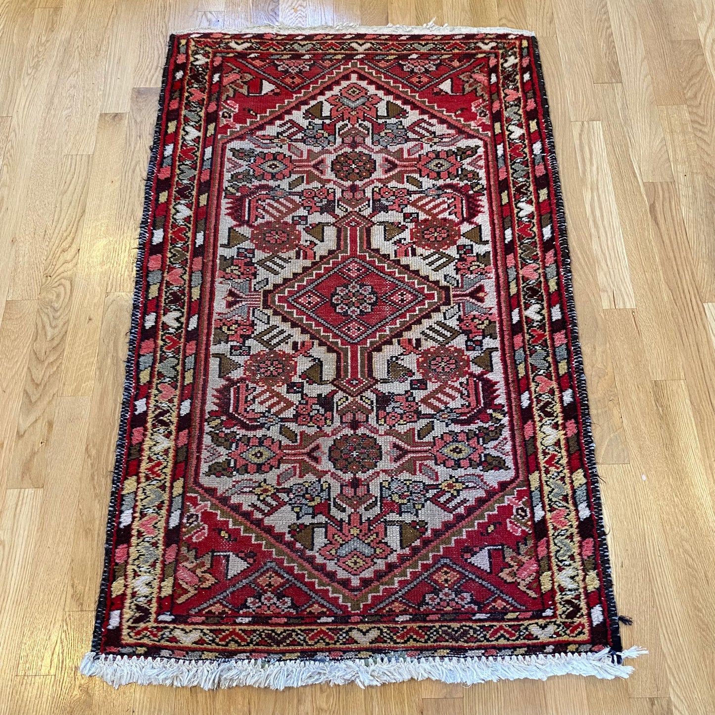 Vintage Rug, 2' 6 x 4' 1 White