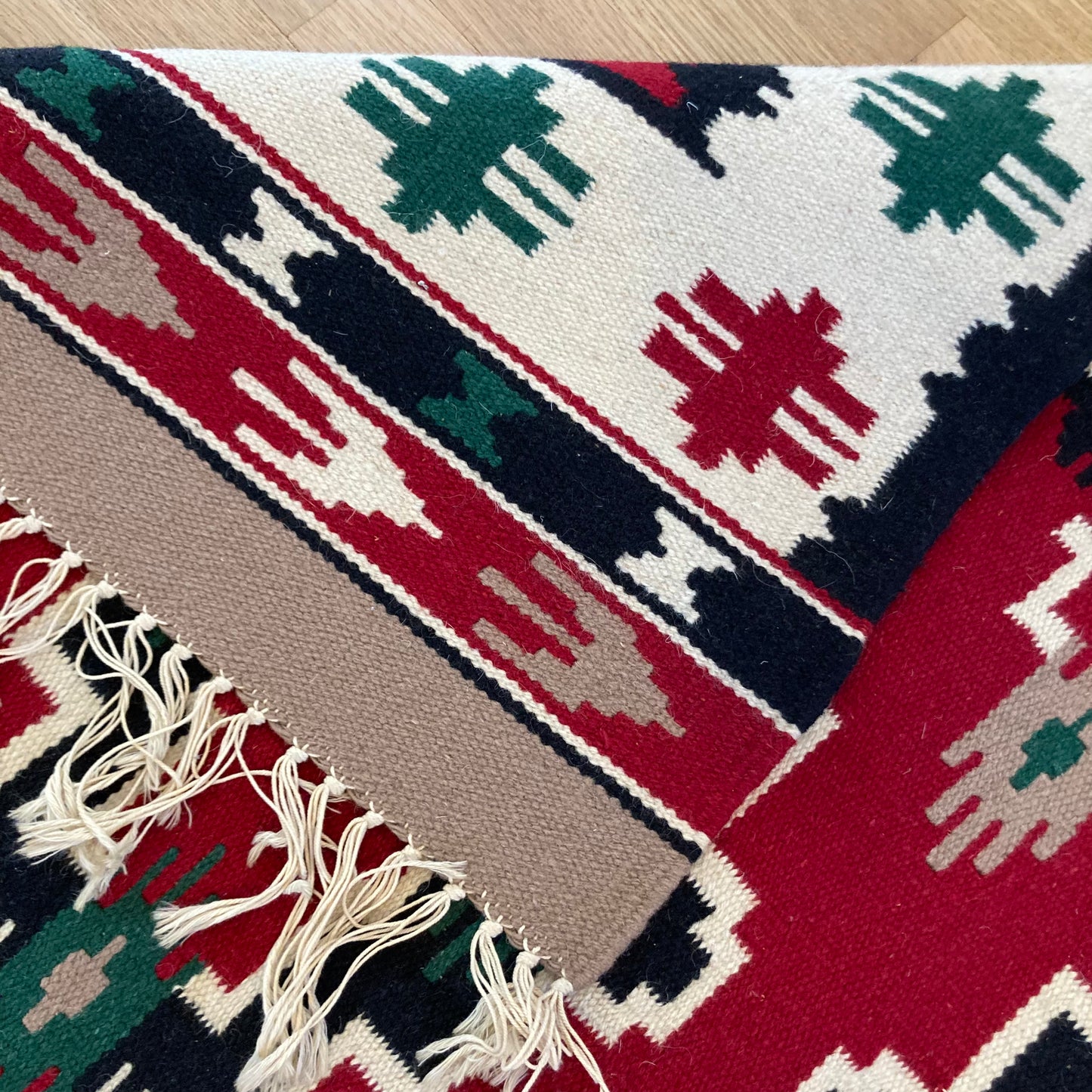 Vintage Rug, 2' 11 x 5' 9 Red